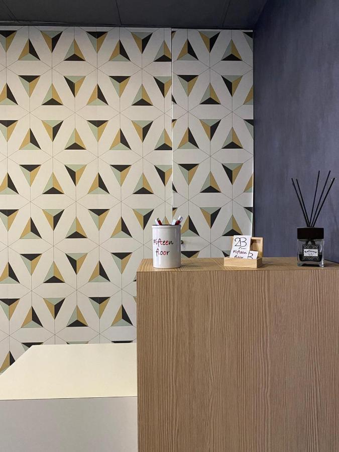 2B Fifteen Floor Suite Napoli Bagian luar foto