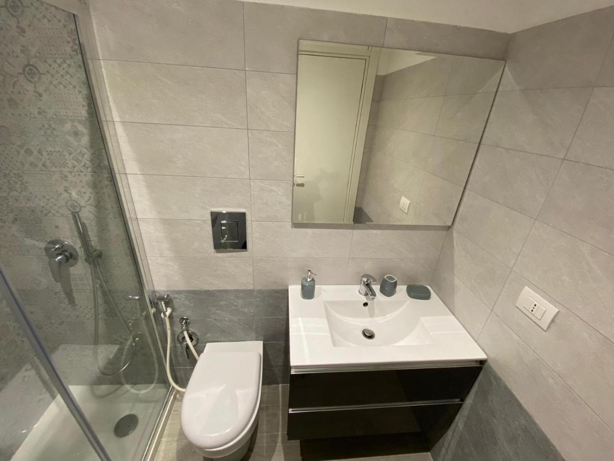 2B Fifteen Floor Suite Napoli Bagian luar foto