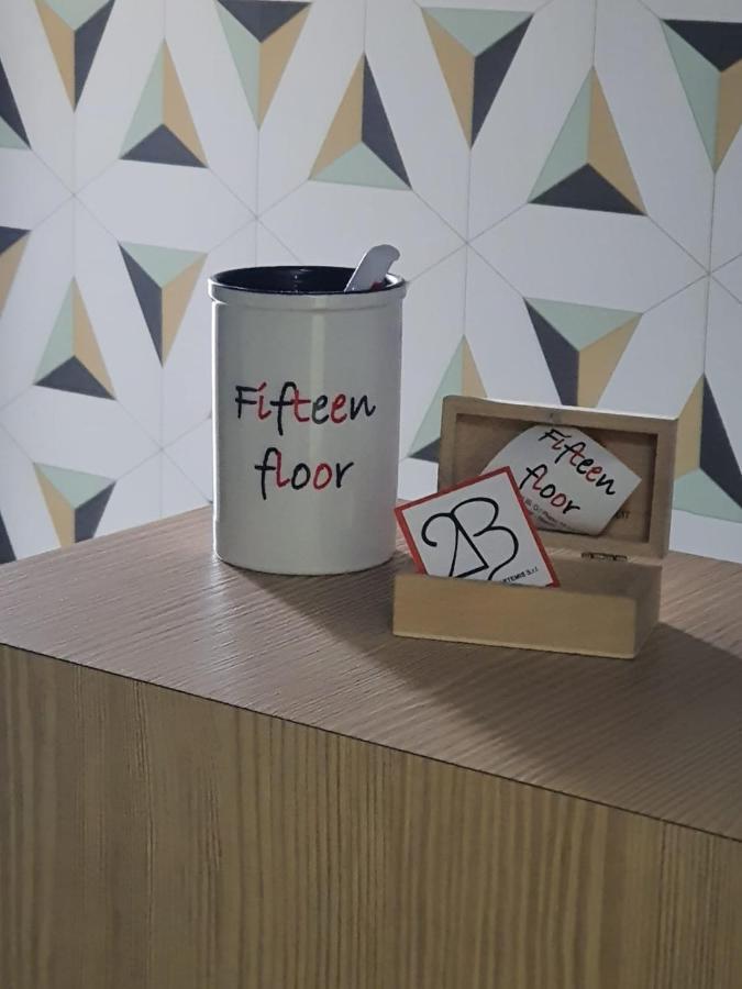 2B Fifteen Floor Suite Napoli Bagian luar foto
